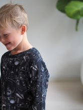 Lataa kuva Galleria-katseluun, Moottori raglanpaita